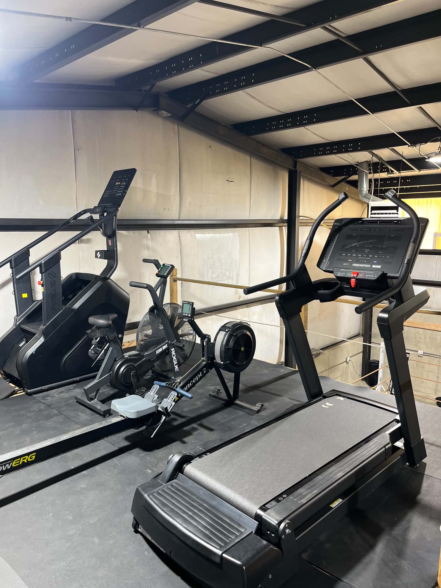 DNRFXBGVA fitness facility
